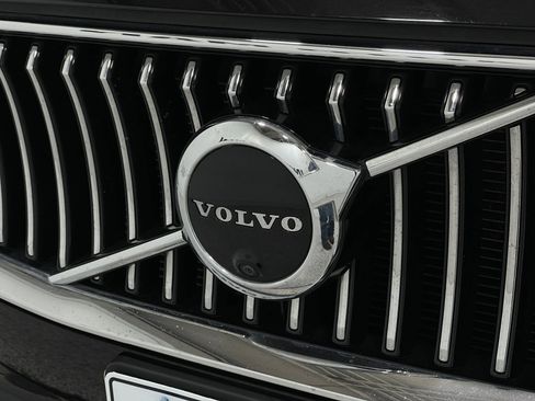 Used 2020 Volvo XC90 T6 Momentum image 41