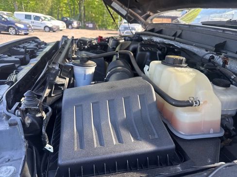 Used 2015 Ford F250 XLT w/ XLT Premium Package AWD/4WD image 43
