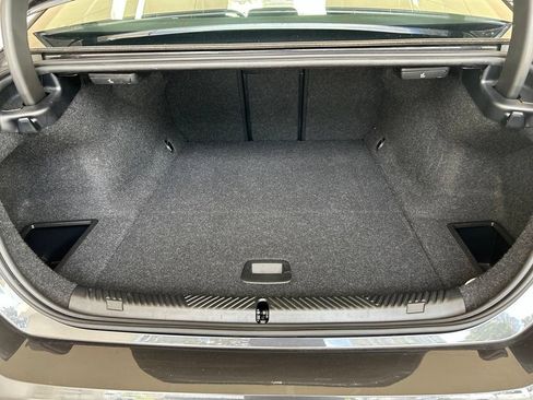 Used 2025 BMW i5 eDrive40i RWD image 37