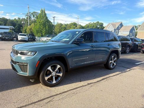 New 2026 Jeep Grand Cherokee Limited AWD/4WD image 4