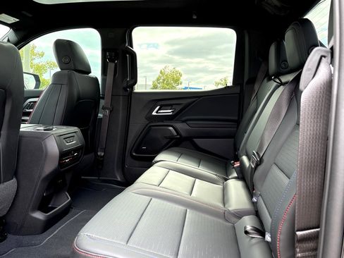 New 2024 Chevrolet Silverado EV RST image 23