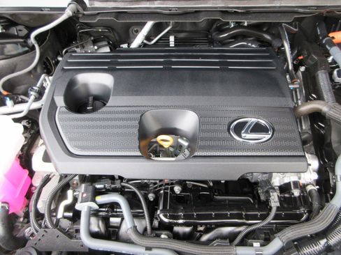 Used 2025 Lexus RX 350h image 48