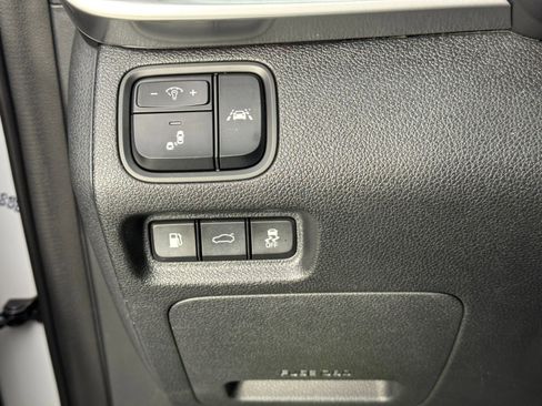 Used 2020 Kia Optima Premium image 18