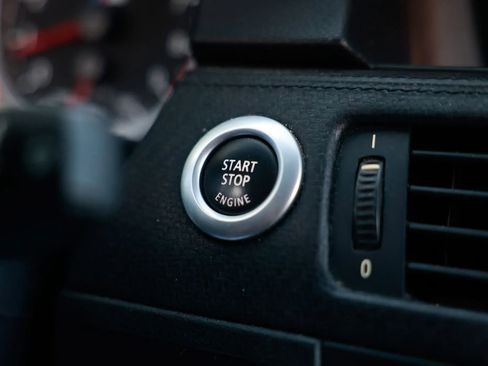 Used 2008 BMW M3 Sedan image 29