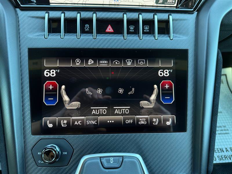 Used 2024 Lamborghini Urus Performante AWD/4WD image 26
