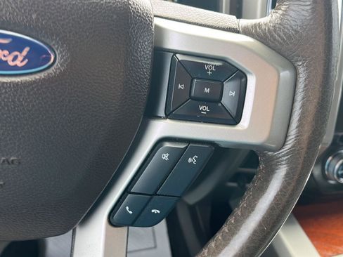 Used 2016 Ford F150 King Ranch w/ Equipment Group 601A Luxury AWD/4WD image 15