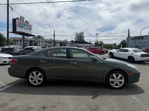 Used 2005 Lexus ES 330 w/ Preferred Accessory Pkg FWD image 6