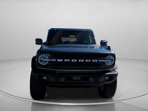 New 2025 Ford Bronco Badlands image 6
