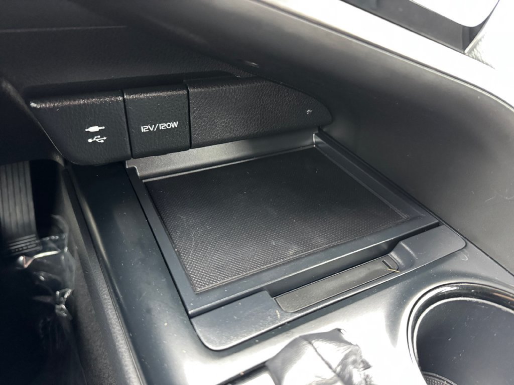 Certified 2019 Toyota Camry LE FWD image 24