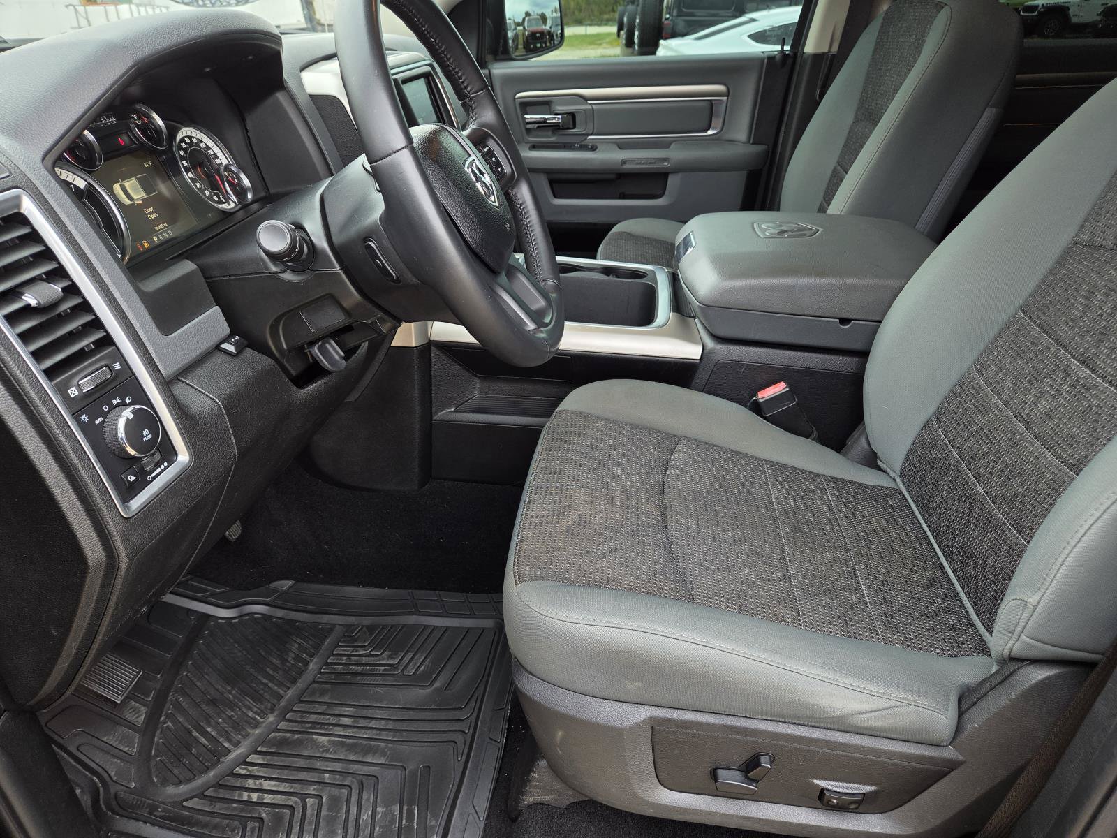 Used 2019 RAM 1500 Lone Star RWD image 27