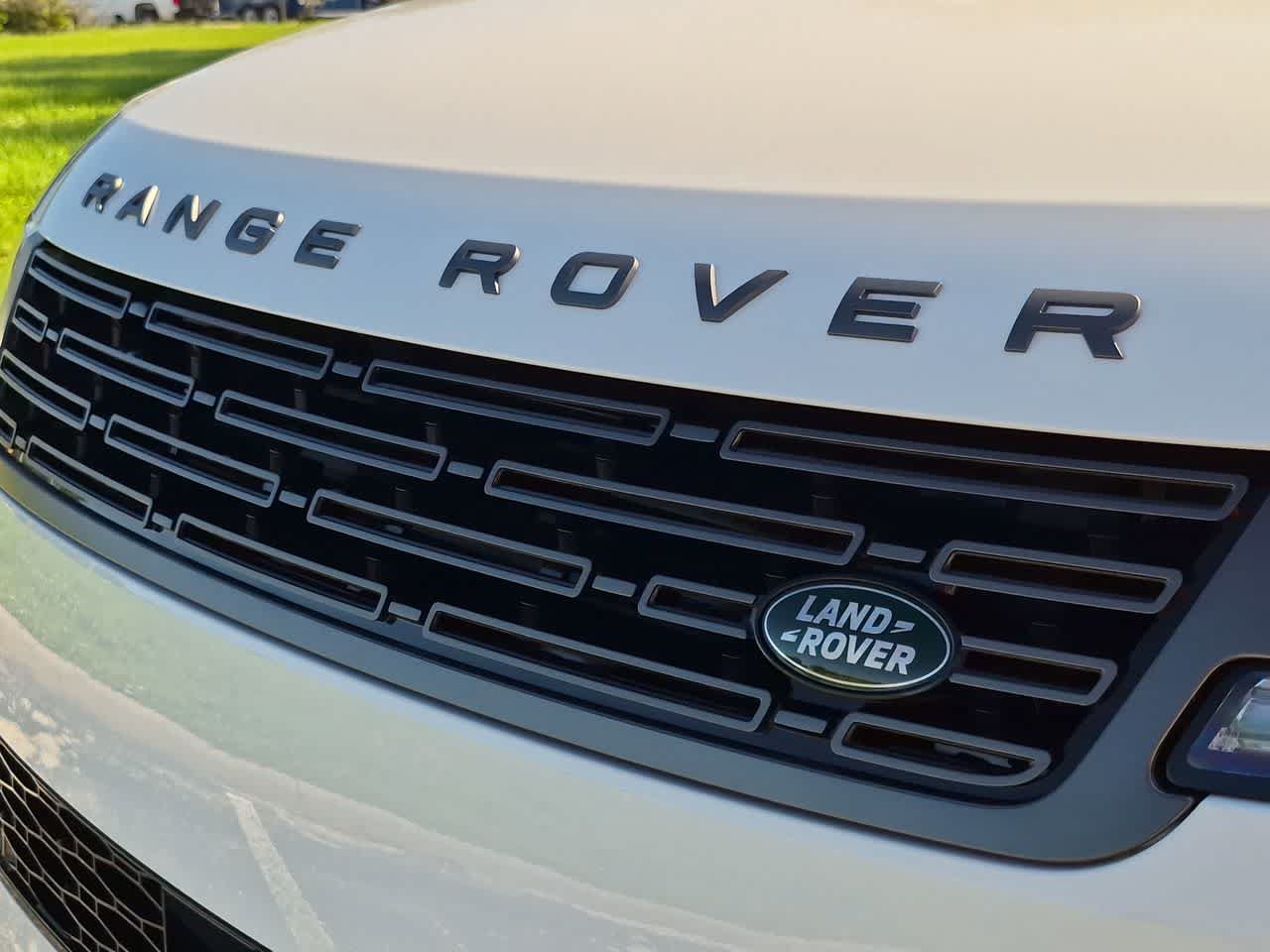 New 2027 Land Rover Range Rover Sport SE AWD/4WD image 13