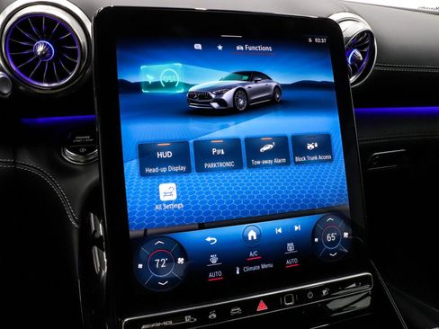 Used 2023 Mercedes-Benz SL 63 AMG 4MATIC image 44