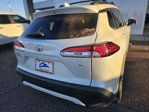 Used 2023 Toyota Corolla Cross LE w/ Moonroof Package image 11