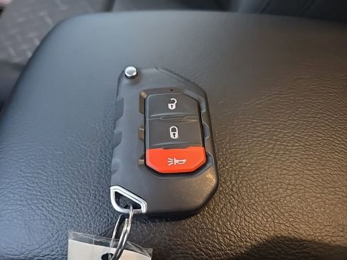 New 2026 Jeep Gladiator Mojave AWD/4WD image 99