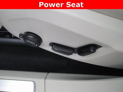 Used 2023 Volvo XC90 T8 Ultimate w/ Protection Package Premier image 25