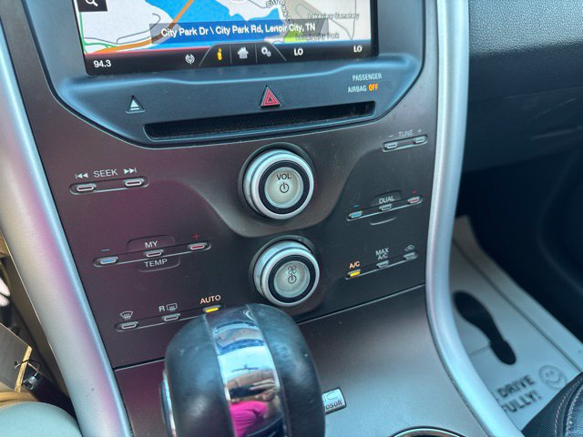 Used 2013 Ford Edge SEL FWD image 22