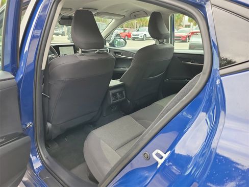 Used 2025 Toyota Camry LE image 10