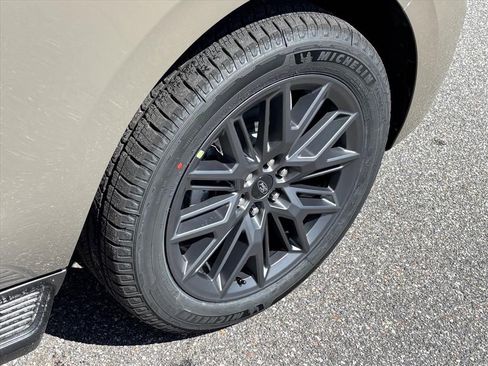 New 2026 Ford Expedition Max Platinum w/ Stealth Appearance Package image 28