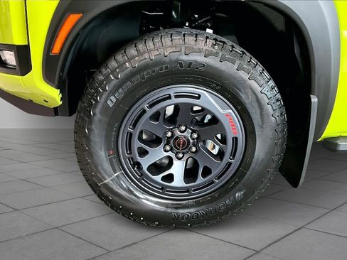 New 2026 Nissan Frontier PRO-4X w/ Pro Premium Package image 9