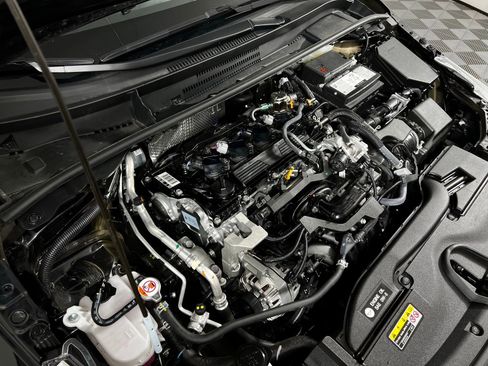 Certified 2025 Toyota Corolla LE image 10