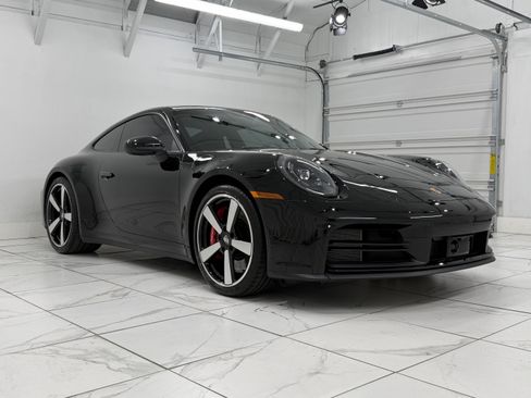 Certified 2025 Porsche 911 Carrera S image 10