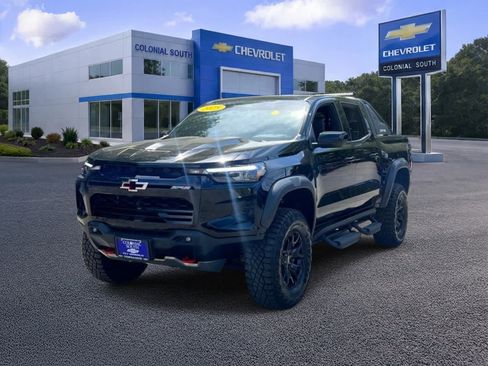Certified 2025 Chevrolet Colorado ZR2 w/ Midnight Edition AWD/4WD image 1