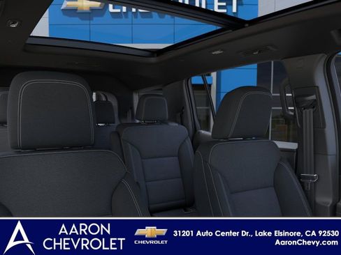 New 2026 Chevrolet Traverse LT w/ Sun and Wheel Package image 24