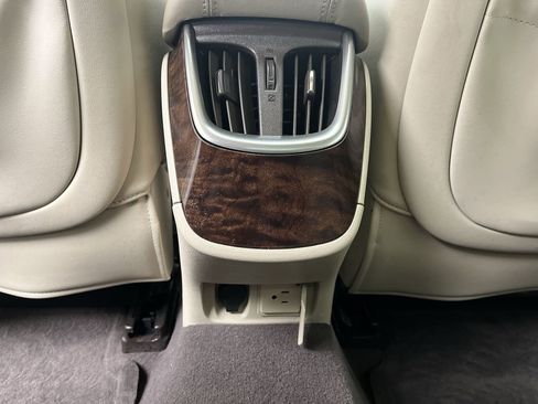 Used 2014 Buick LaCrosse Leather image 12