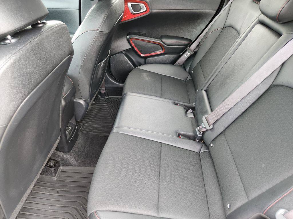 Certified 2024 Kia Soul GT-Line FWD image 28