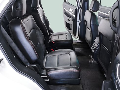 Used 2016 Ford Explorer Sport w/ Equipment Group 401A AWD/4WD image 36