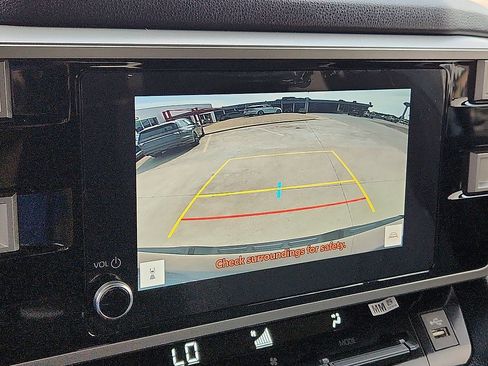 Used 2025 Toyota Tundra SR5 w/ SR5 Convenience Package AWD/4WD image 8