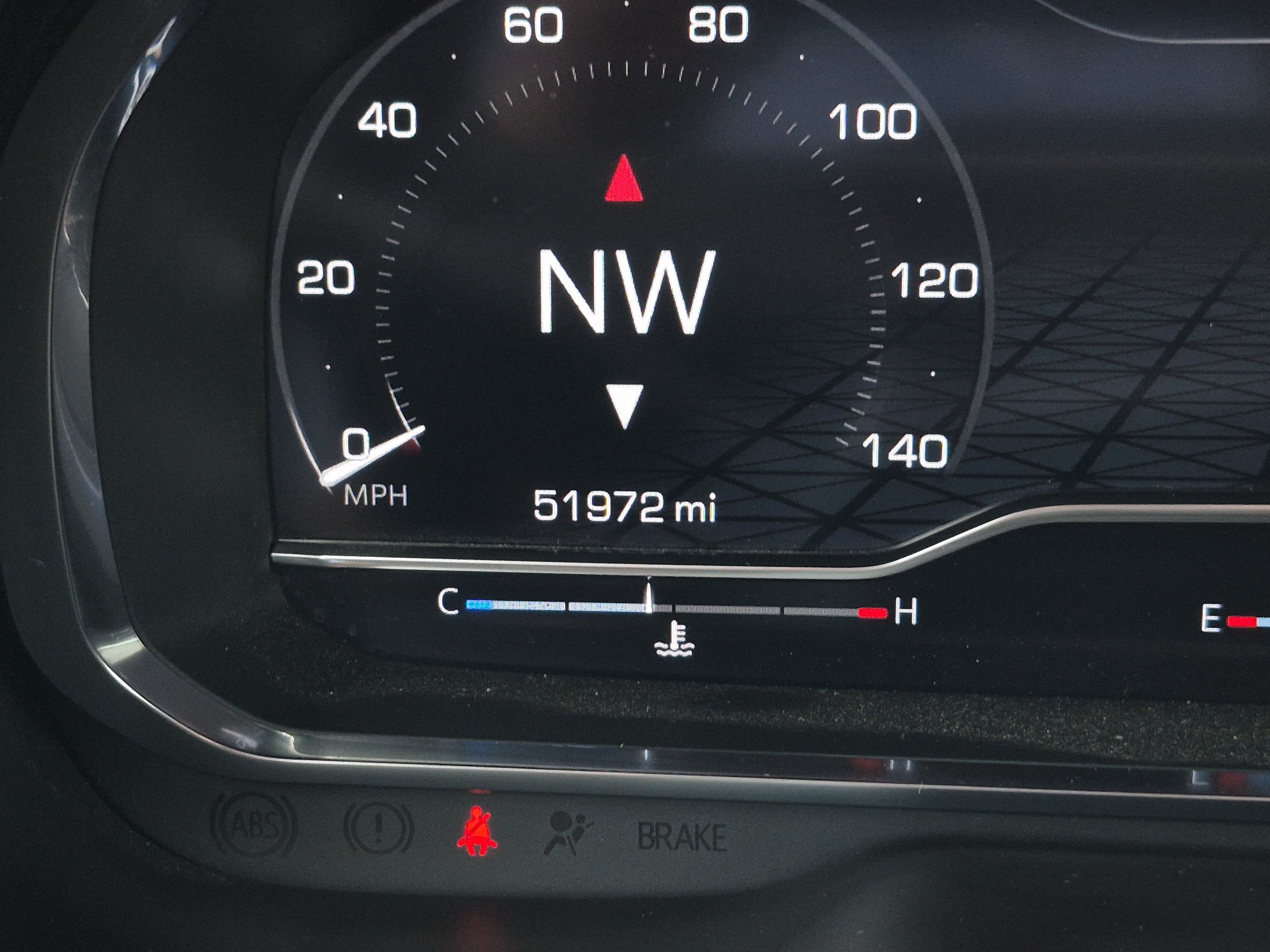 Used 2024 GMC Yukon SLT RWD image 26