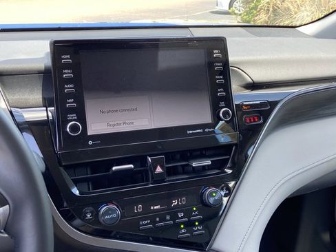 Used 2024 Toyota Camry XLE image 23