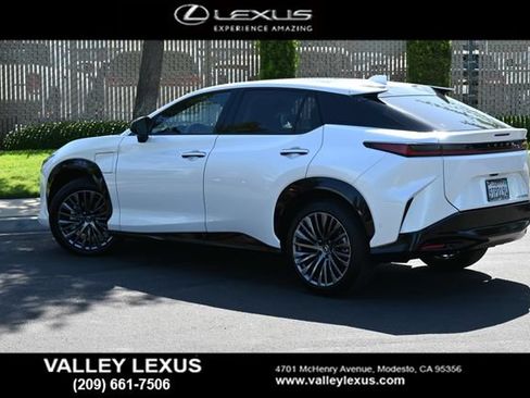 Certified 2025 Lexus RZ 300e w/ Accessory Package (Z1) FWD image 4