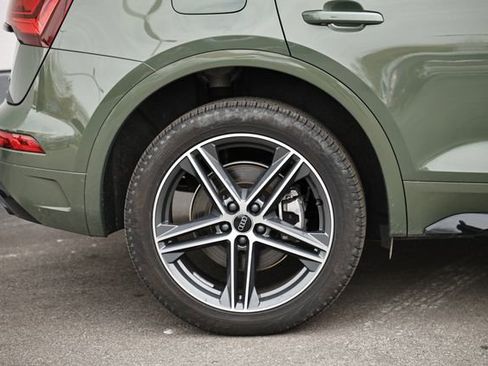 Used 2023 Audi Q5 e Premium Plus image 5