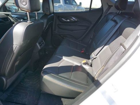 Used 2023 GMC Terrain AT4 AWD/4WD image 11