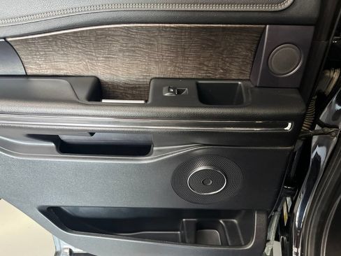 Used 2019 Ford Expedition Limited AWD/4WD image 55