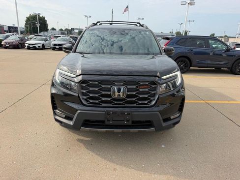 Used 2024 Honda Passport TrailSport image 8