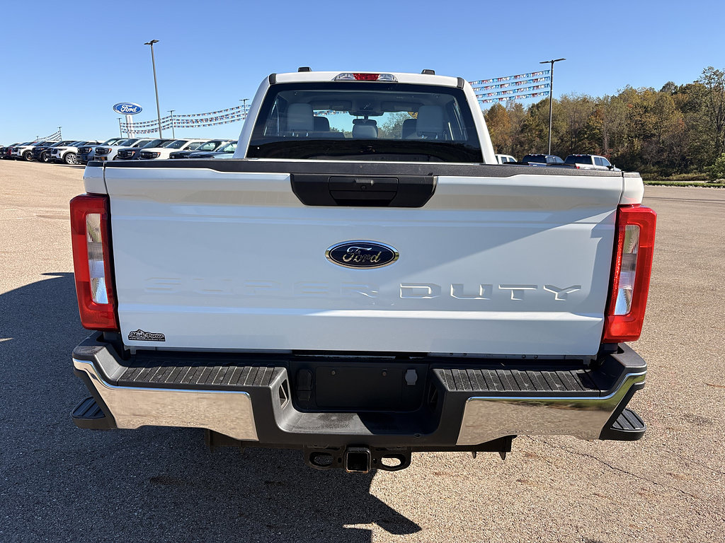 Used 2023 Ford F250 XL w/ Snow Plow/Camper Package AWD/4WD image 4