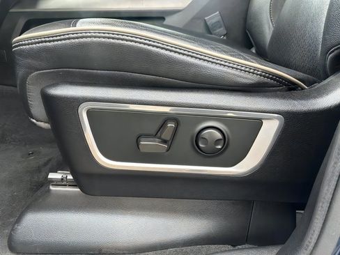 Used 2022 RAM 1500 Laramie w/ Sport Appearance Package RWD image 27