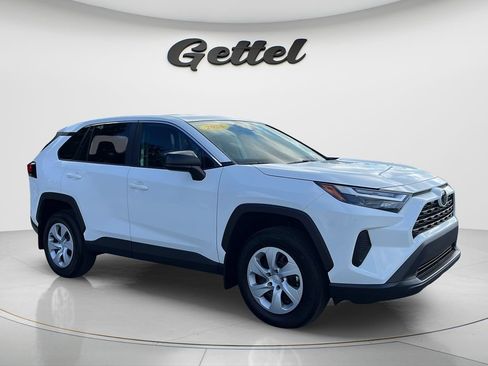 Used 2025 Toyota RAV4 LE FWD image 3