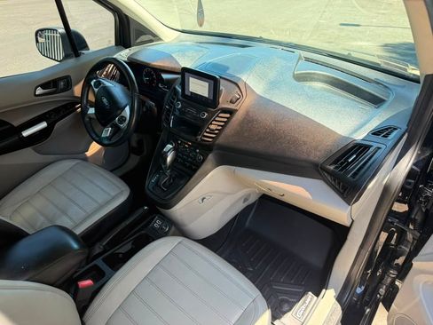 Used 2019 Ford Transit Connect Titanium w/ Titanium Premium Package FWD image 17