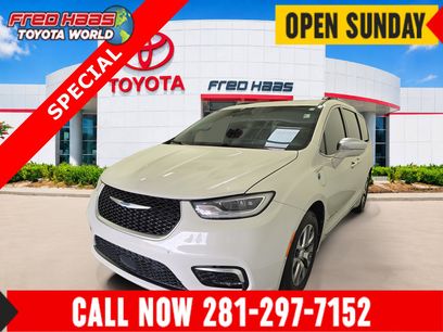 Used 2021 Chrysler Pacifica Pinnacle