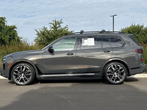 Used 2024 BMW X7 M60i w/ Executive Package AWD/4WD image 8