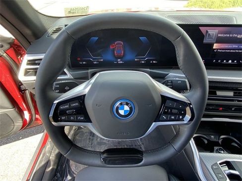 Used 2025 BMW i4 eDrive40 image 24