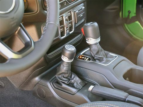 New 2025 Jeep Wrangler Sport S image 30