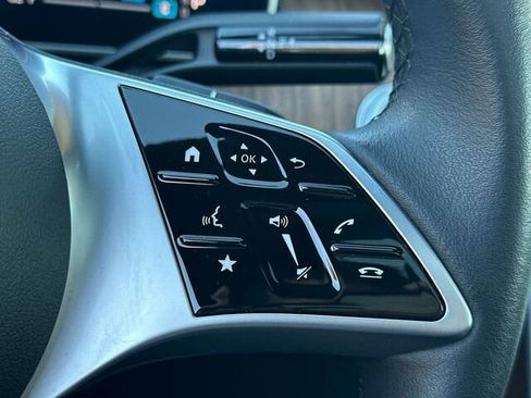 Certified 2025 Mercedes-Benz C 300 Sedan image 30