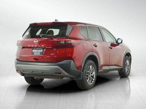 Used 2022 Nissan Rogue S AWD/4WD image 6