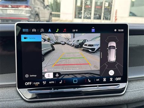 Certified 2025 Volkswagen Tiguan S image 27