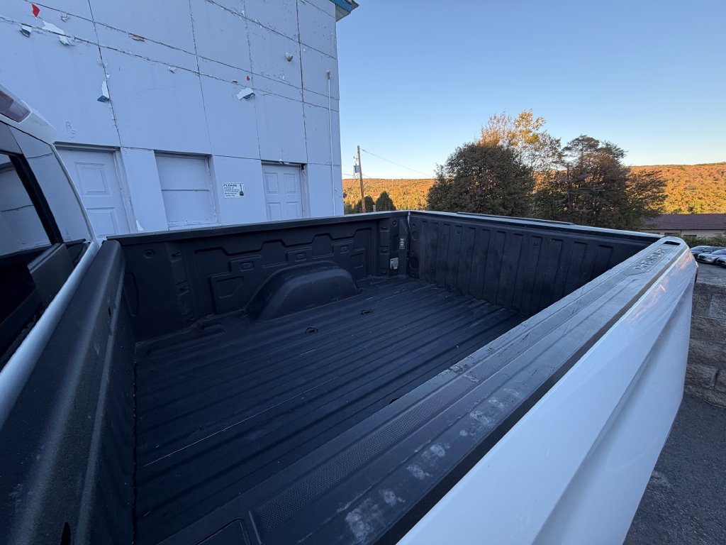 Used 2023 Chevrolet Silverado 1500 RST w/ Convenience Package II AWD/4WD image 11